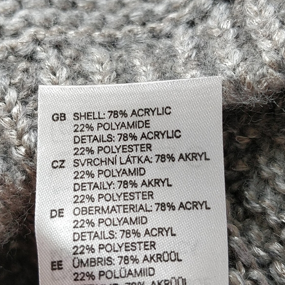 Knit Hat & Glove Set from H&M - Picture 8 of 9